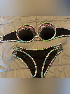 Victorias Secret bikini